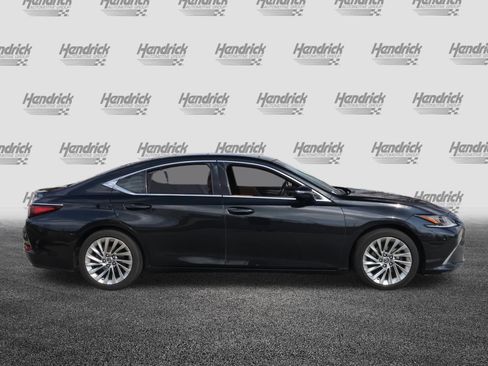Used 2019 Lexus ES 350 Ultra Luxury w/ Accessory Package 2 image 10
