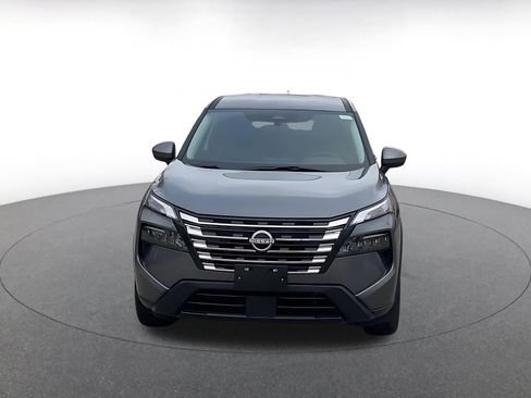 Used 2025 Nissan Rogue SV image 4