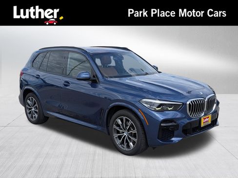 Used 2022 BMW X5 xDrive40i w/ M Sport Package AWD/4WD image 1