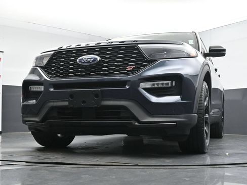 Used 2022 Ford Explorer ST w/ Equipment Group 401A AWD/4WD image 34