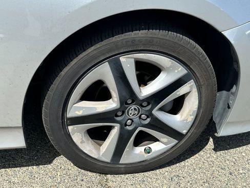 Used 2016 Toyota Prius Three Touring FWD image 15