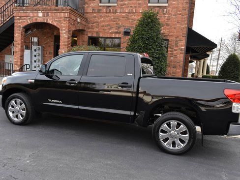 Used 2010 Toyota Tundra Grade 4x2 4dr CrewMax Cab Pick image 44