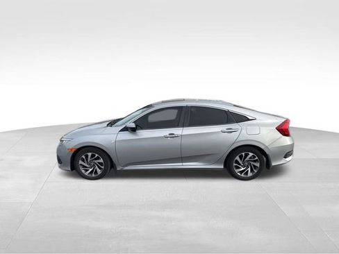 Used 2017 Honda Civic EX image 5