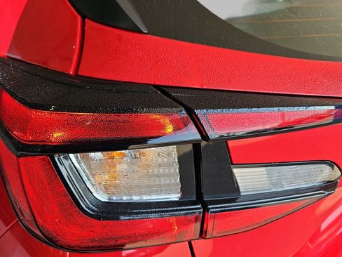 Certified 2025 Subaru Impreza 2.0i image 39