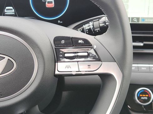 New 2026 Hyundai Elantra Limited FWD image 30