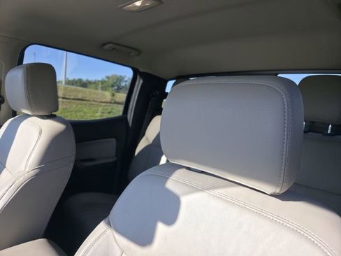 Used 2023 Ford Ranger Lariat w/ Technology Package image 13