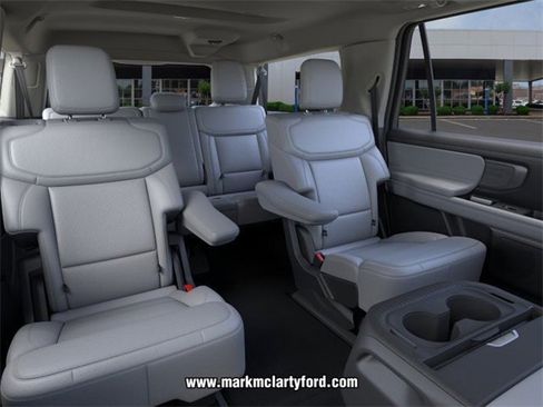 New 2026 Ford Expedition Max Platinum image 11