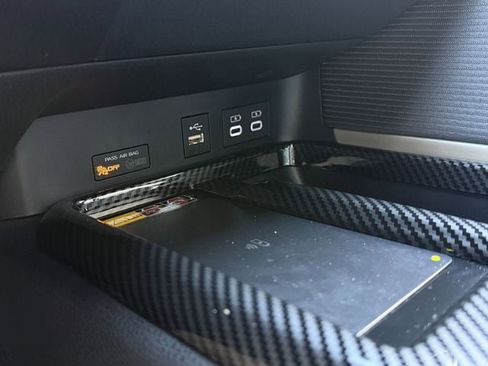 Certified 2025 Toyota Camry SE image 21