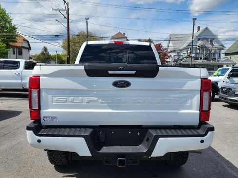 Used 2022 Ford F250 Lariat w/ Black Appearance Package AWD/4WD image 20