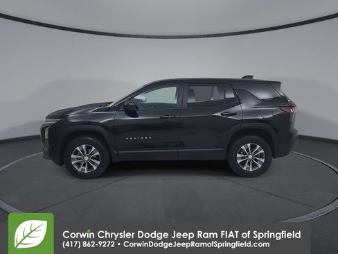Used 2026 Chevrolet Equinox LT FWD image 9