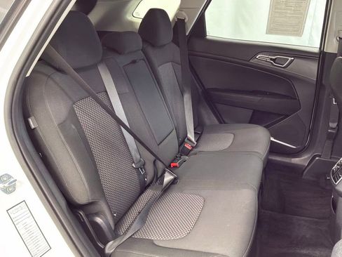 Used 2024 Kia Sportage LX FWD image 35