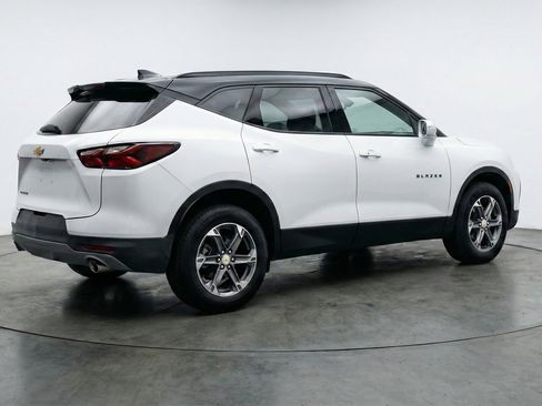 Used 2025 Chevrolet Blazer LT image 9