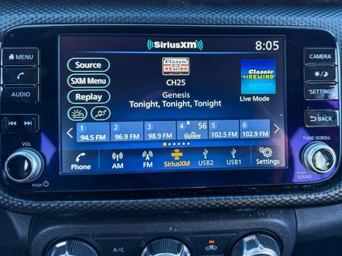 Used 2024 Nissan Kicks SV image 12