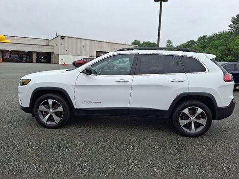 Used 2022 Jeep Cherokee Limited w/ Mopar Interior Package image 6