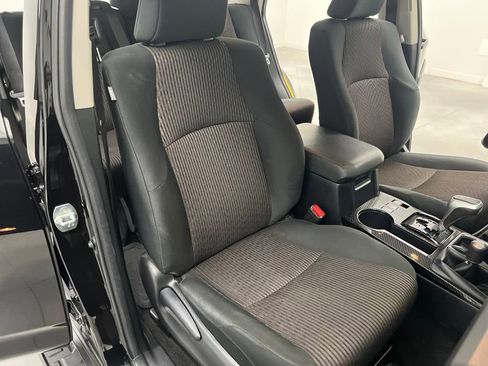 Used 2024 Toyota 4Runner TRD Off-Road image 21