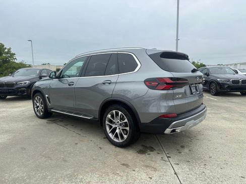 Certified 2026 BMW X5 xDrive40i w/ Executive Package AWD/4WD image 7