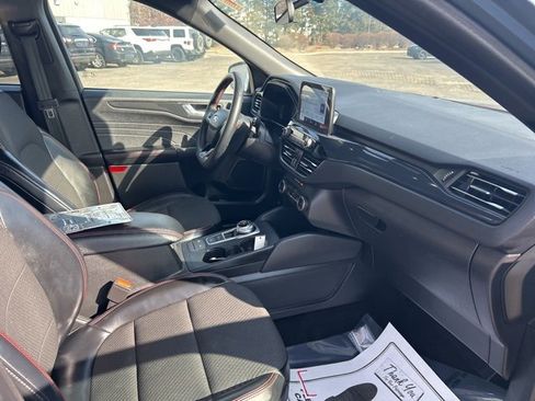 Used 2023 Ford Escape ST-Line image 7
