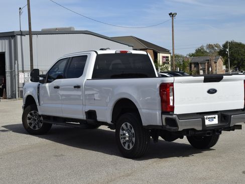 Certified 2024 Ford F350 XLT w/ FX4 Off-Road Package image 8