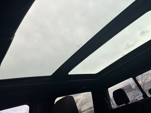 Used 2018 Ford F150 XLT w/ Equipment Group 302A Luxury image 2