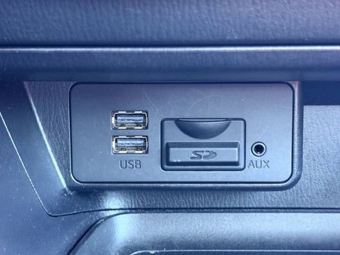 Used 2017 MAZDA MAZDA3 Touring image 33