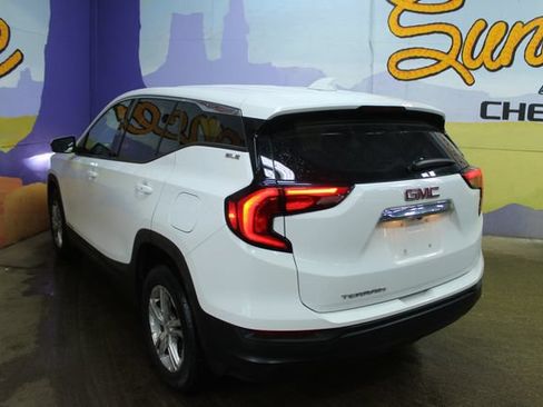 Used 2020 GMC Terrain SLE FWD image 8