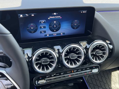 New 2026 Mercedes-Benz GLA 250 4MATIC image 19