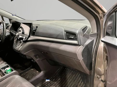 Used 2018 Honda Odyssey EX-L image 16