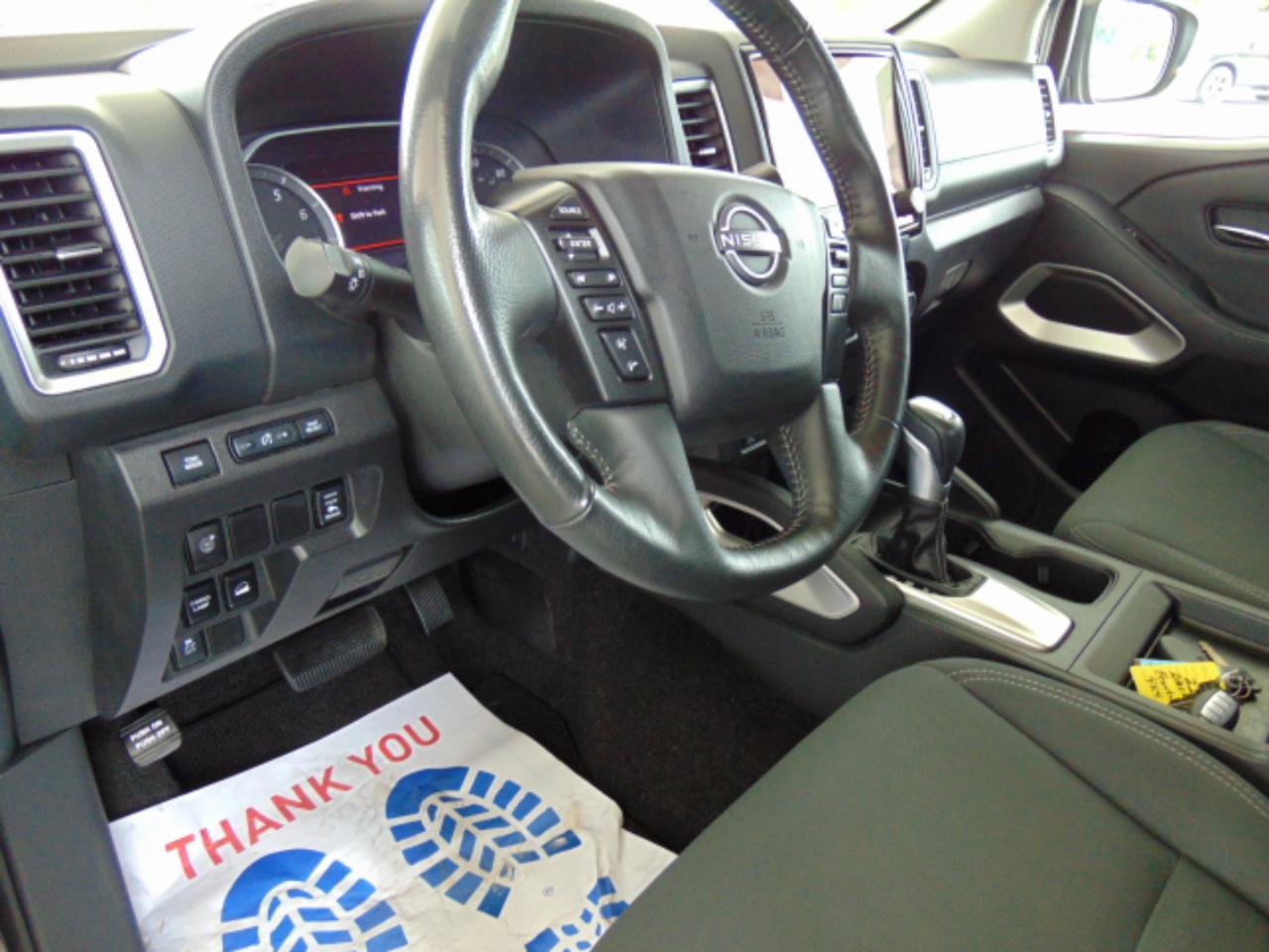 Used 2022 Nissan Frontier SV AWD/4WD image 27
