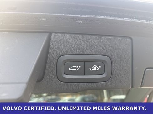 Certified 2025 Volvo XC60 B5 Plus image 8