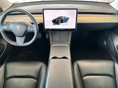 Used 2022 Tesla Model 3 Long Range AWD/4WD image 3