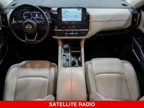 Certified 2023 Nissan Pathfinder SL w/ Lighting Package (N92) FWD image 29