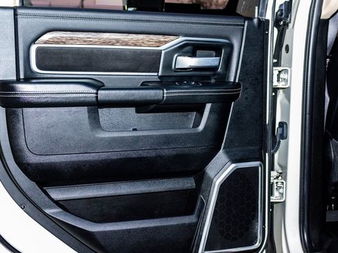 Used 2021 RAM 3500 Laramie image 27