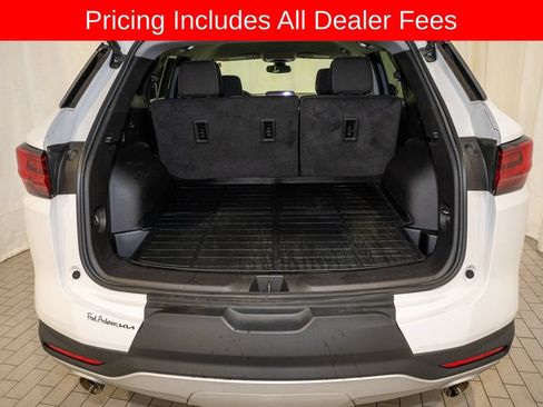 Used 2023 Chevrolet Blazer LT w/ Convenience Package FWD image 5