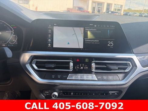 Used 2021 BMW 330e w/ Driving Assistance Package RWD image 17