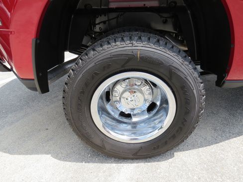 New 2026 RAM 3500 Tradesman AWD/4WD image 13