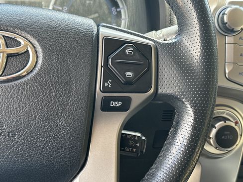 Used 2017 Toyota 4Runner Limited AWD/4WD image 19