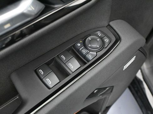 Used 2025 GMC Sierra 3500 AT4 image 19