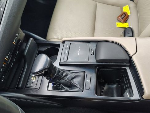 Used 2020 Lexus ES 350 w/ Premium Package image 23