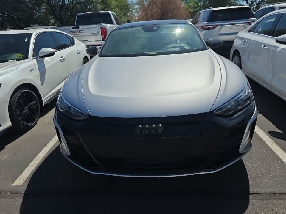 Used 2022 Audi e-tron GT Prestige w/ Prestige Package AWD/4WD image 2