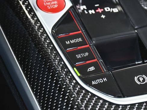 Used 2022 BMW M4 xDrive Competition w/ M Carbon Exterior Package AWD/4WD image 33