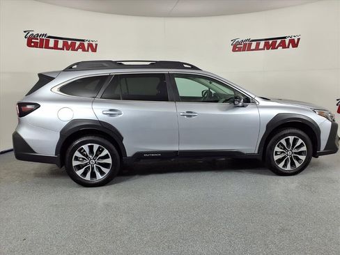 Certified 2025 Subaru Outback Limited image 3