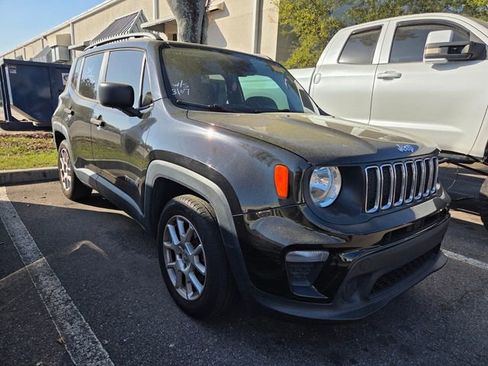 Used 2019 Jeep Renegade Sport w/ Sport Appearance Group image 3