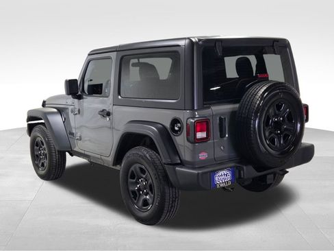 Used 2022 Jeep Wrangler Sport image 17