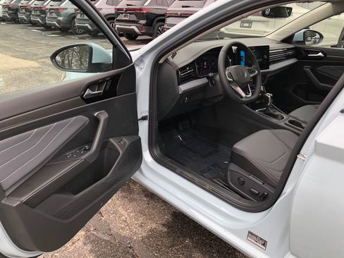 New 2026 Volkswagen Jetta SEL image 10