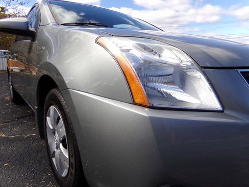Used 2011 Nissan Sentra 2.0 image 6