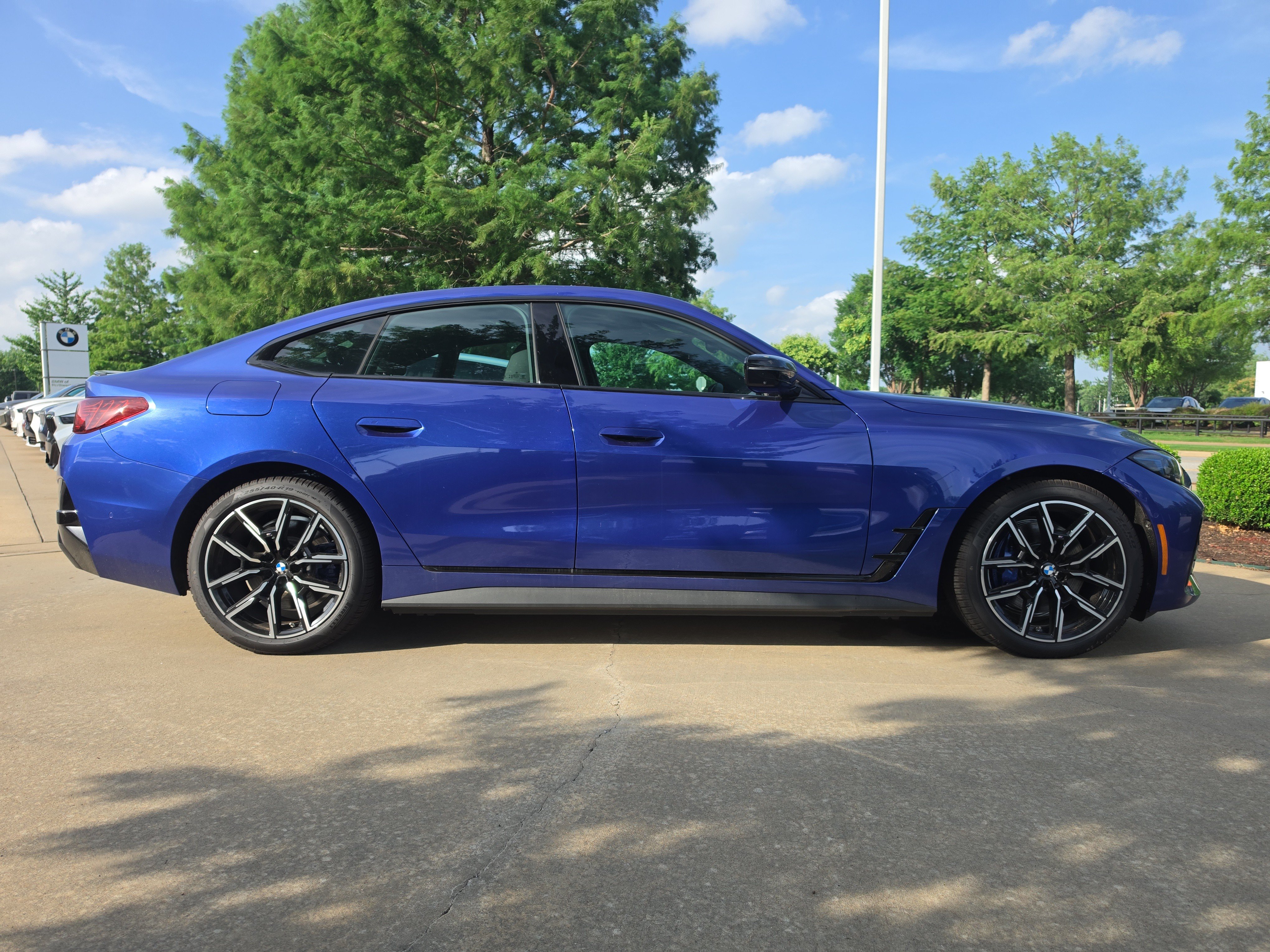 New 2026 BMW i4 xDrive40i w/ M Sport Package AWD/4WD image 6
