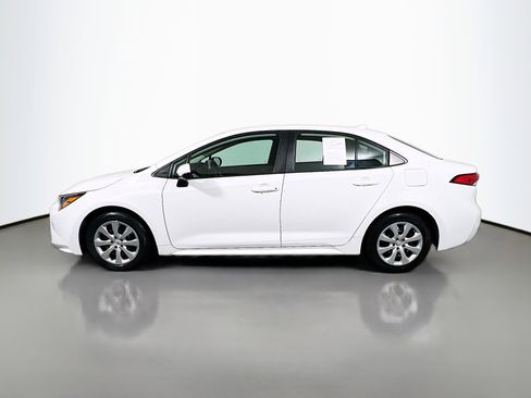 Used 2024 Toyota Corolla LE FWD image 9