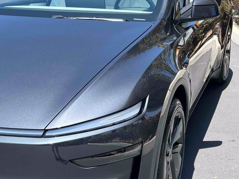 Used 2026 Tesla Model Y Long Range AWD/4WD image 80