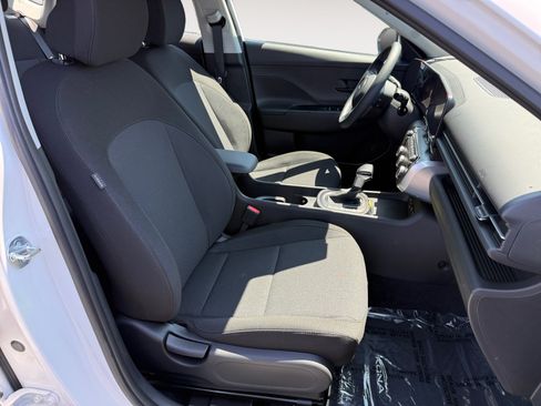 Certified 2026 Hyundai Kona SE FWD image 19