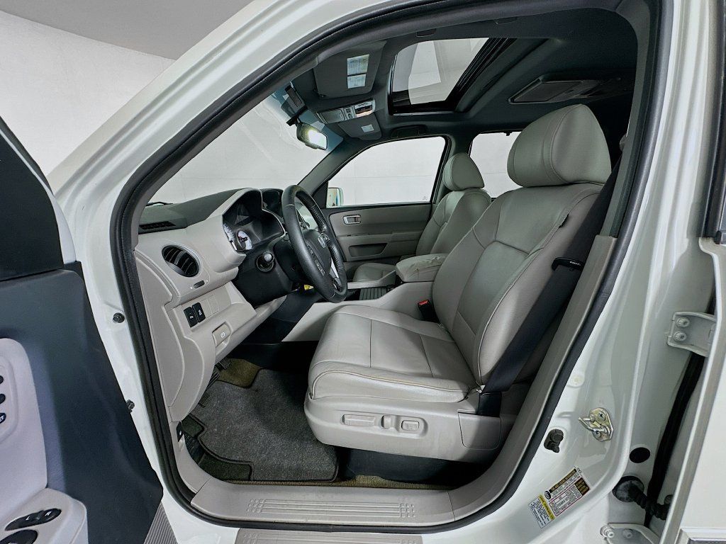 Used 2015 Honda Pilot Touring image 21